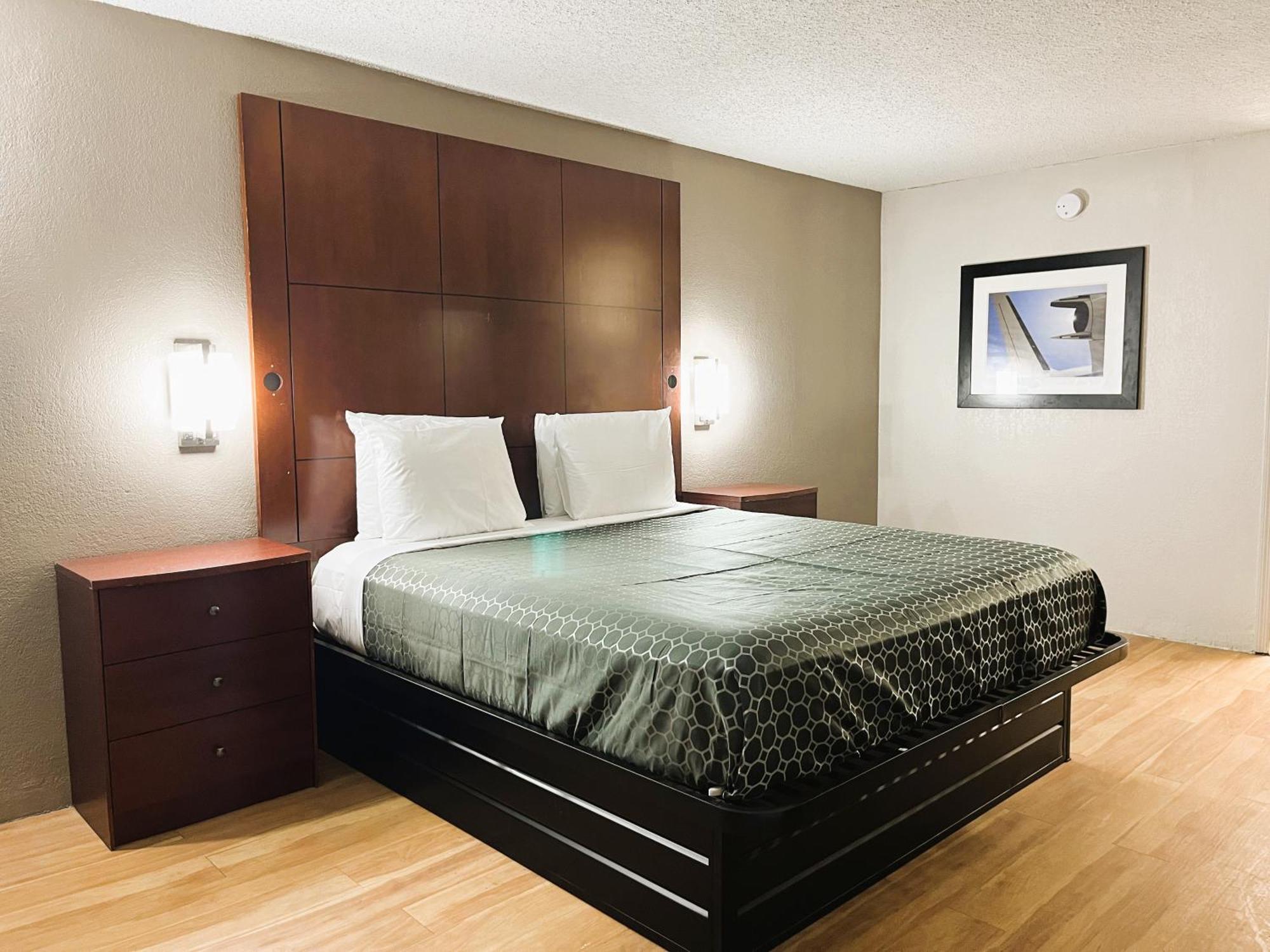 Budgetel Inn Phenix City Buitenkant foto