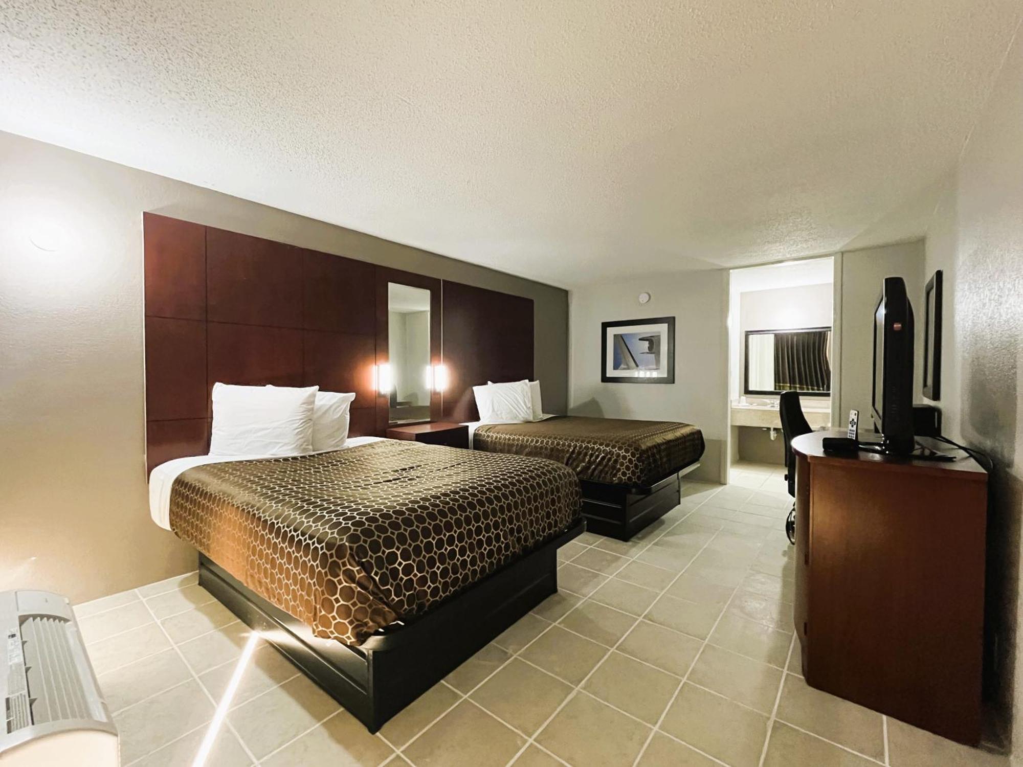 Budgetel Inn Phenix City Buitenkant foto