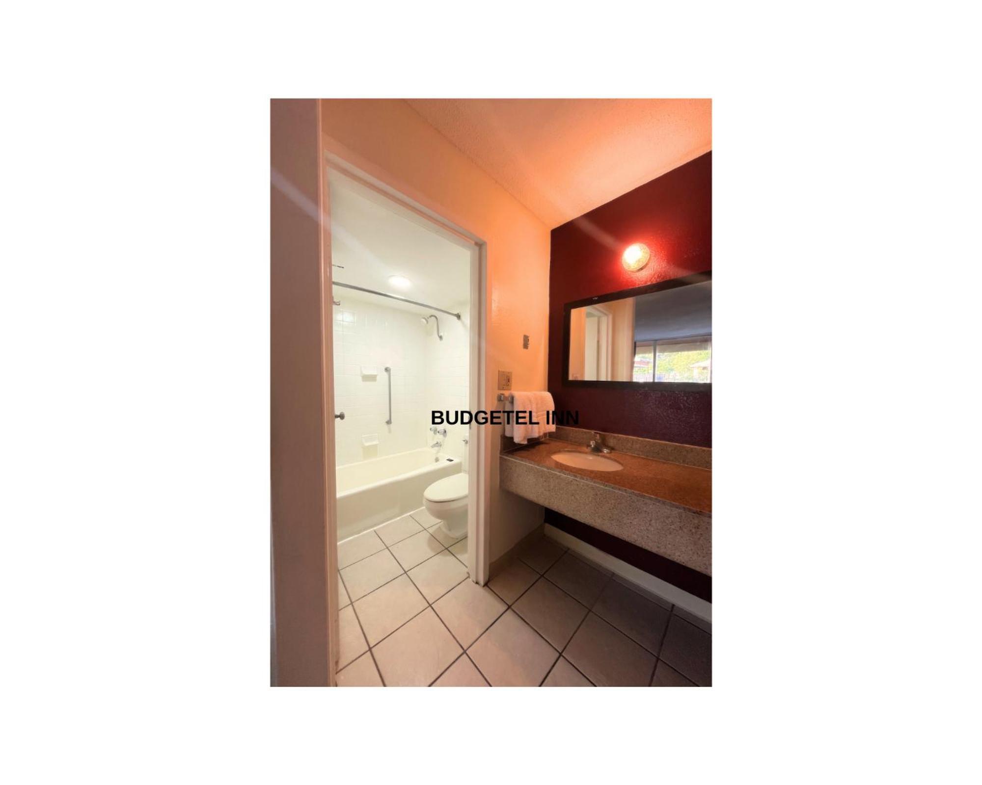 Budgetel Inn Phenix City Buitenkant foto