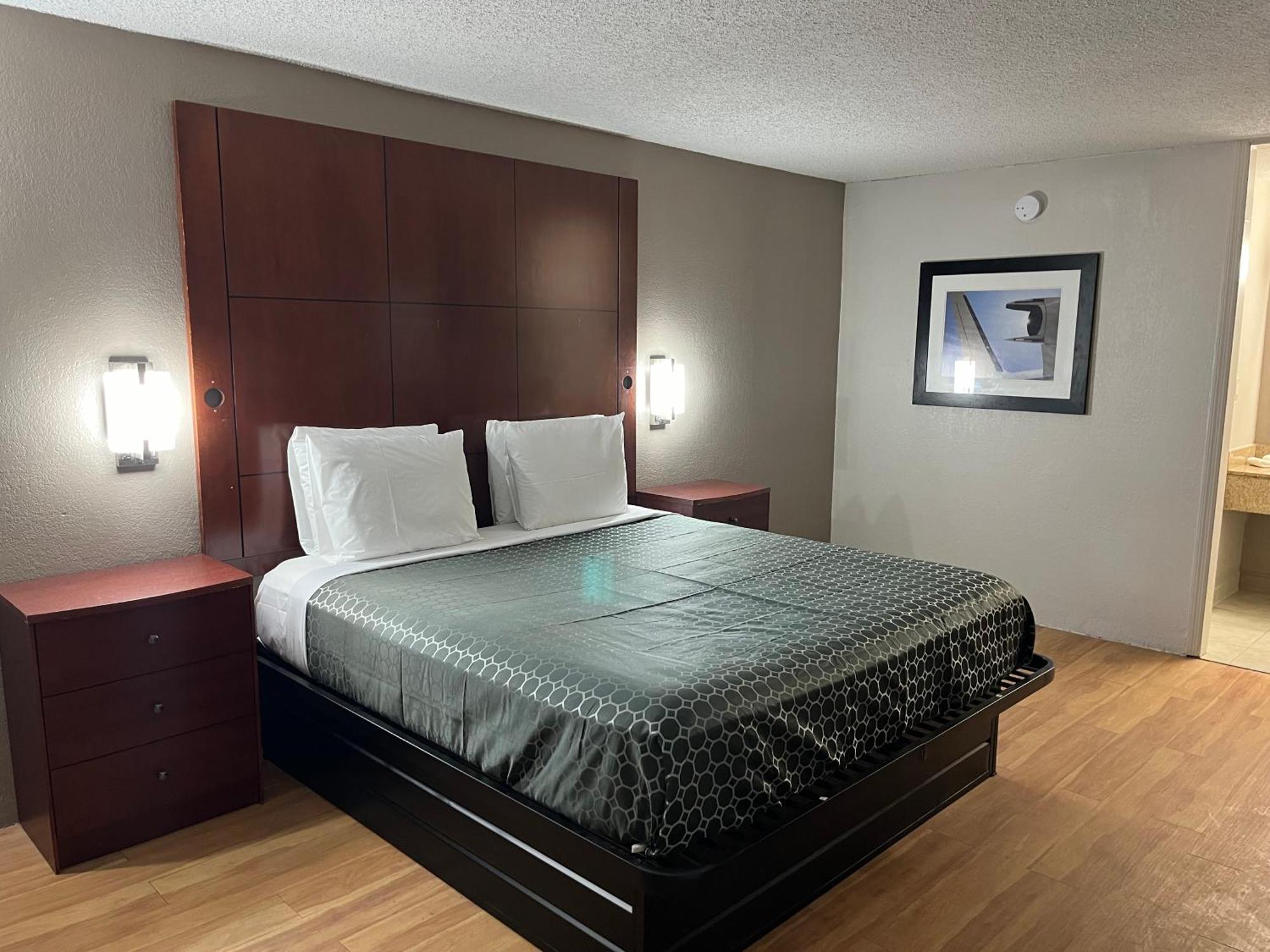 Budgetel Inn Phenix City Buitenkant foto